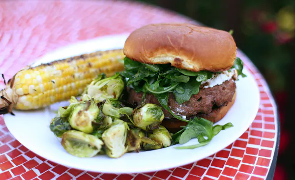 GoWild Recipe: Venison, Bacon & Brisket Burger with Jam, Goat Cheese and Arugula